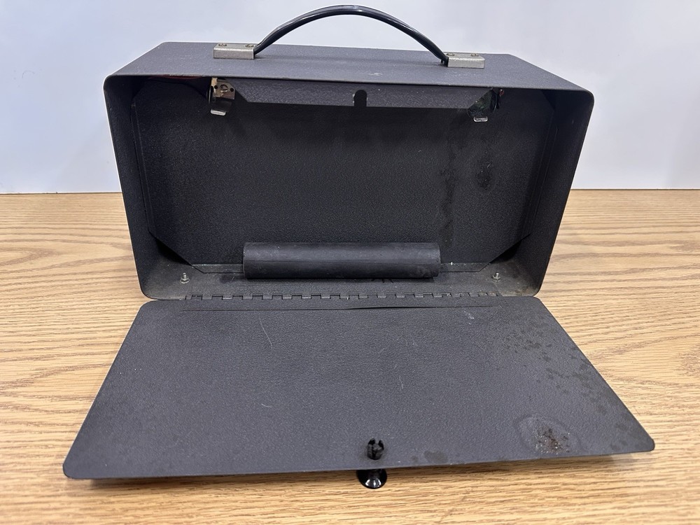Vintage Knight Model KG-375 A Universal Auto Analyzer Untested