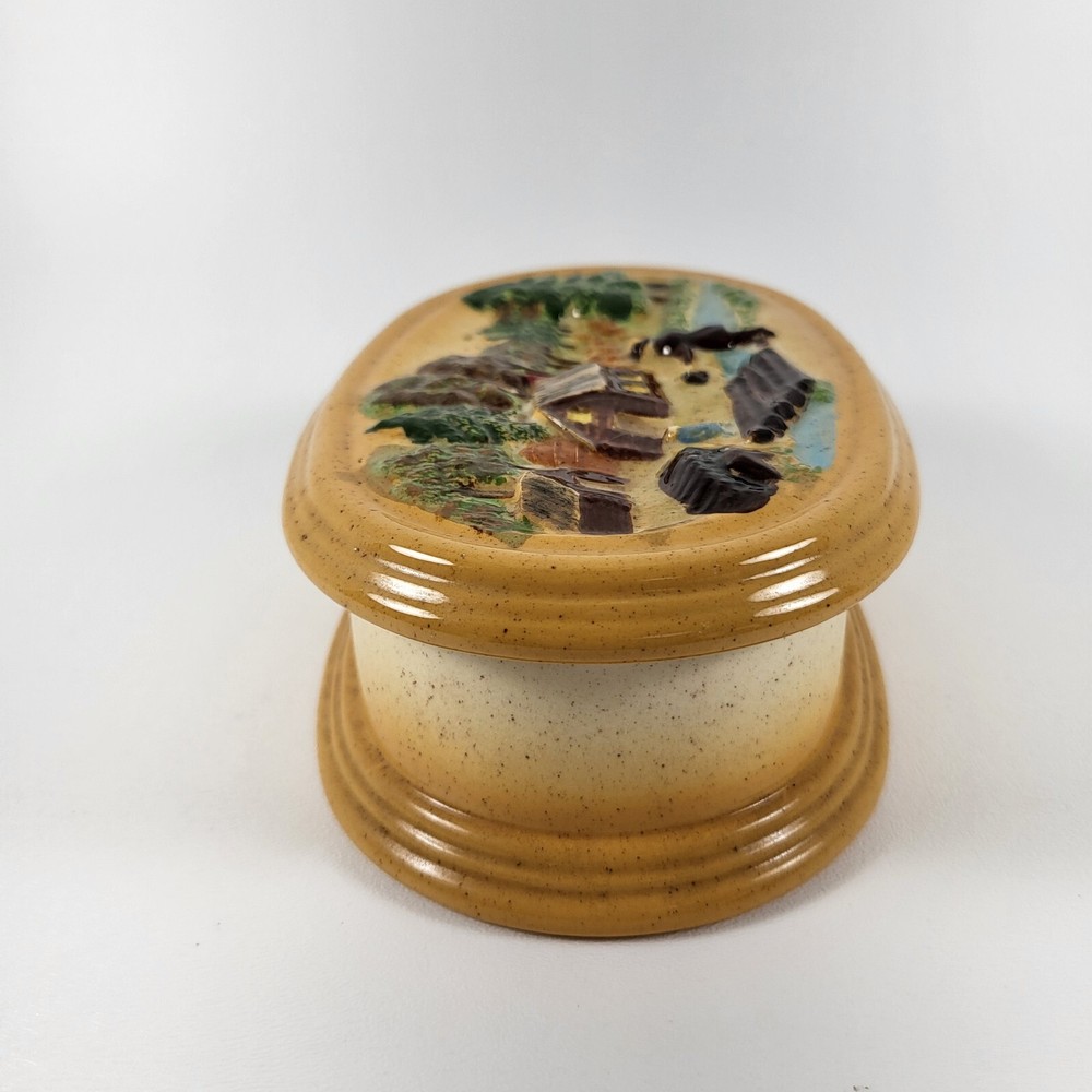 Vintage Hershey's Mold Ceramic Tricket Box Oval 1981