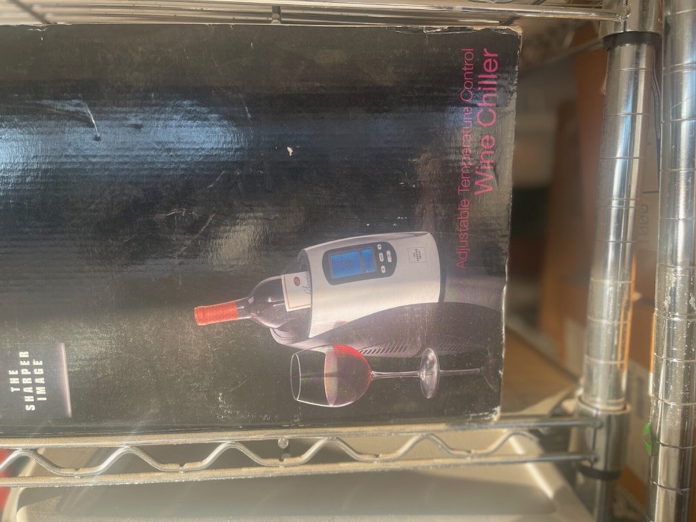 WINE COOLER - SINGLE BOTTLE - SHARPER IMAGE