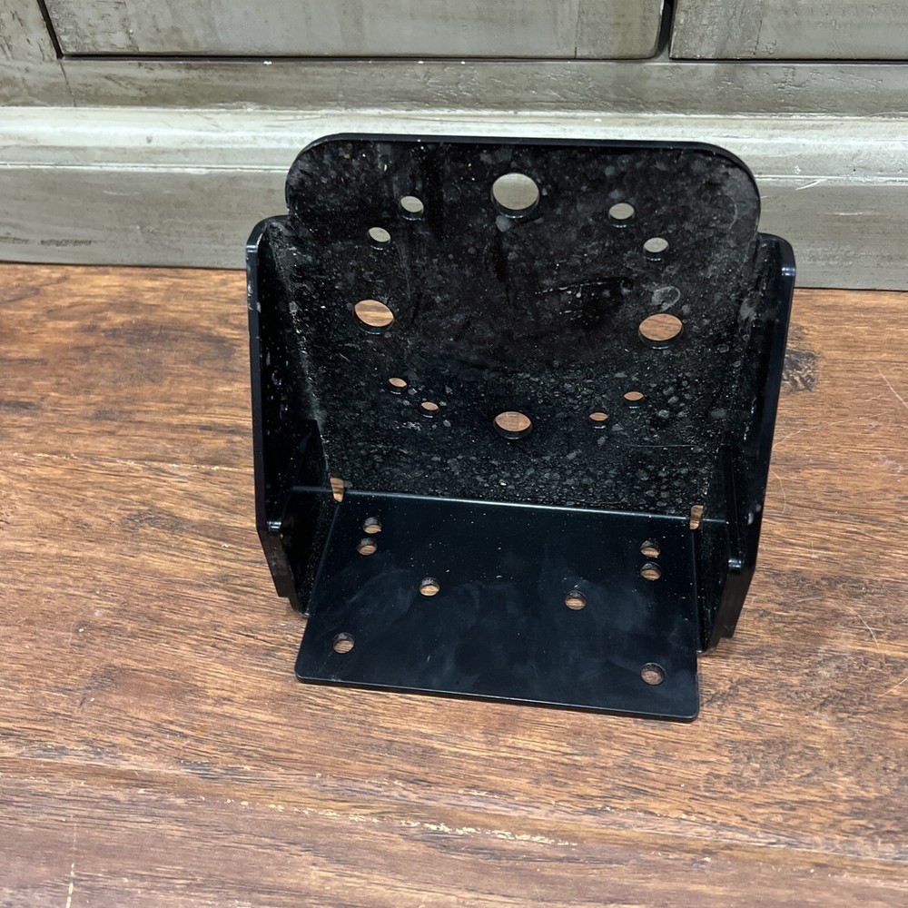 Whelen Howler Bracket  UNIVERSAL