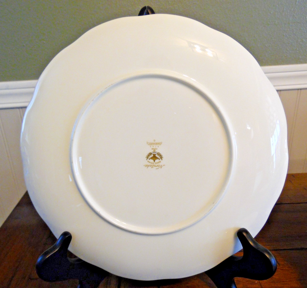 Noritake Sandhurst #9742 - 4 Piece Set, Dinner, Salad, Bread Plates & Cup