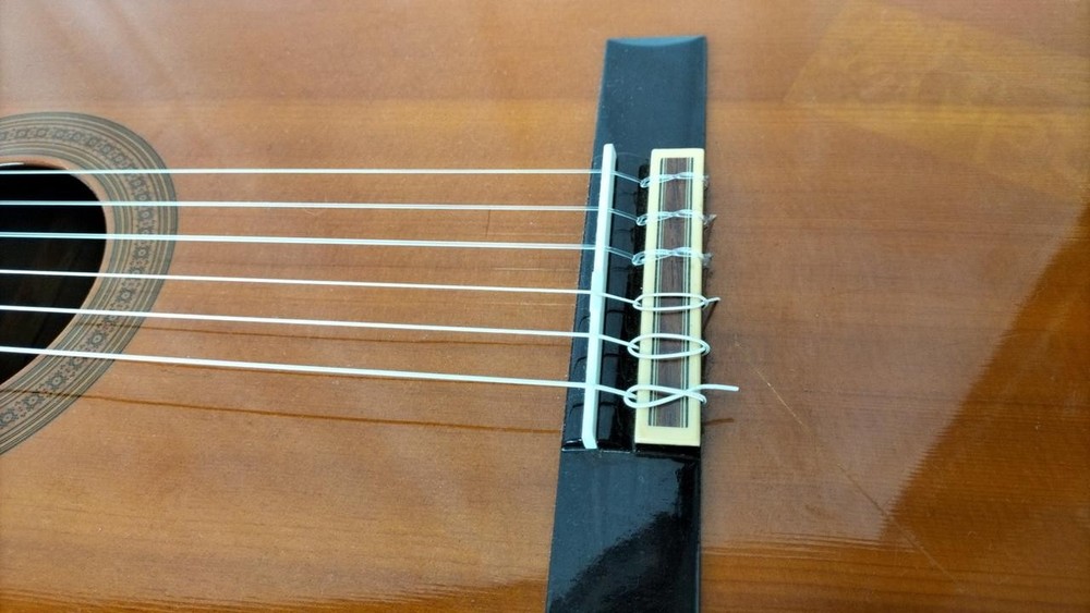 YAMAHA C-320 Classical Guitar