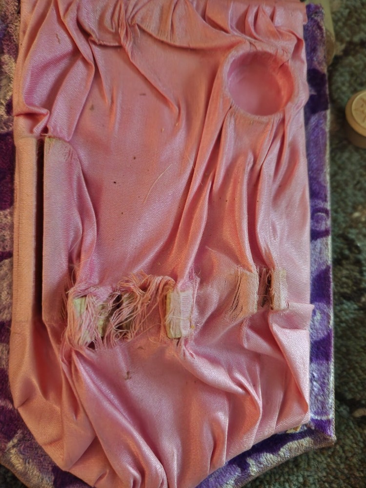 Vintage Celluloid/Felt Vanity Box With Accessories!