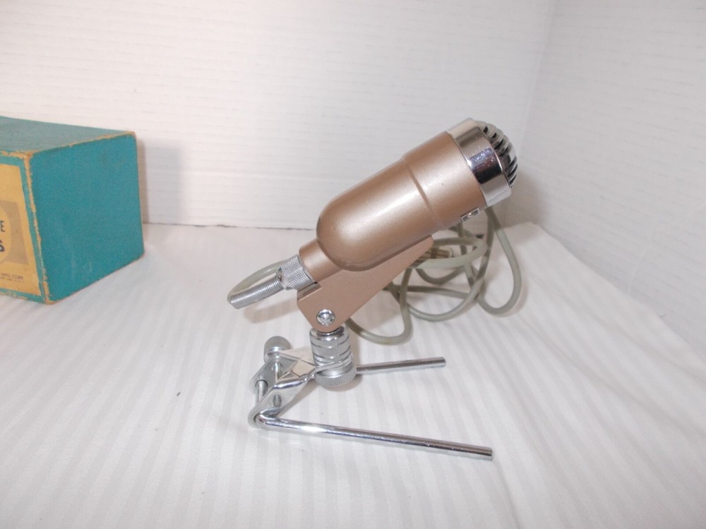 Vintage ARGONNE Dynamic Microphone AR-16 - Nice condition - UNTESTED -