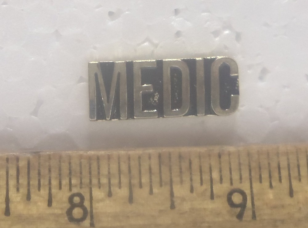 "MEDIC" Pin