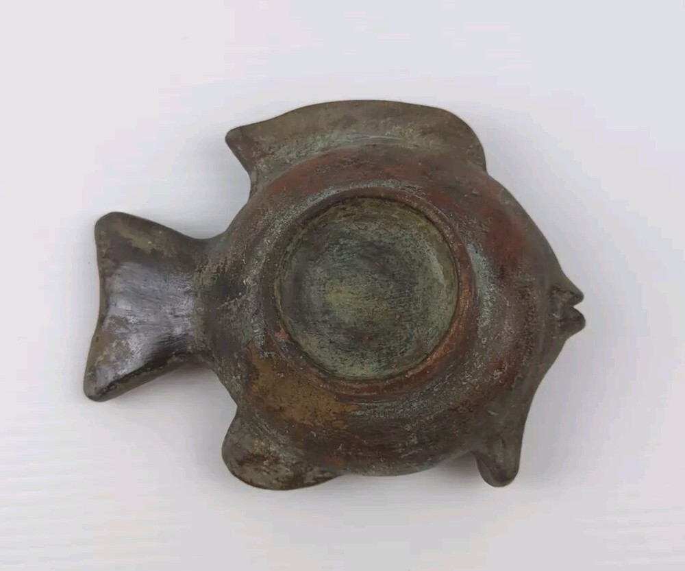 Fish Ashtray Pottery - Cast Iron Look