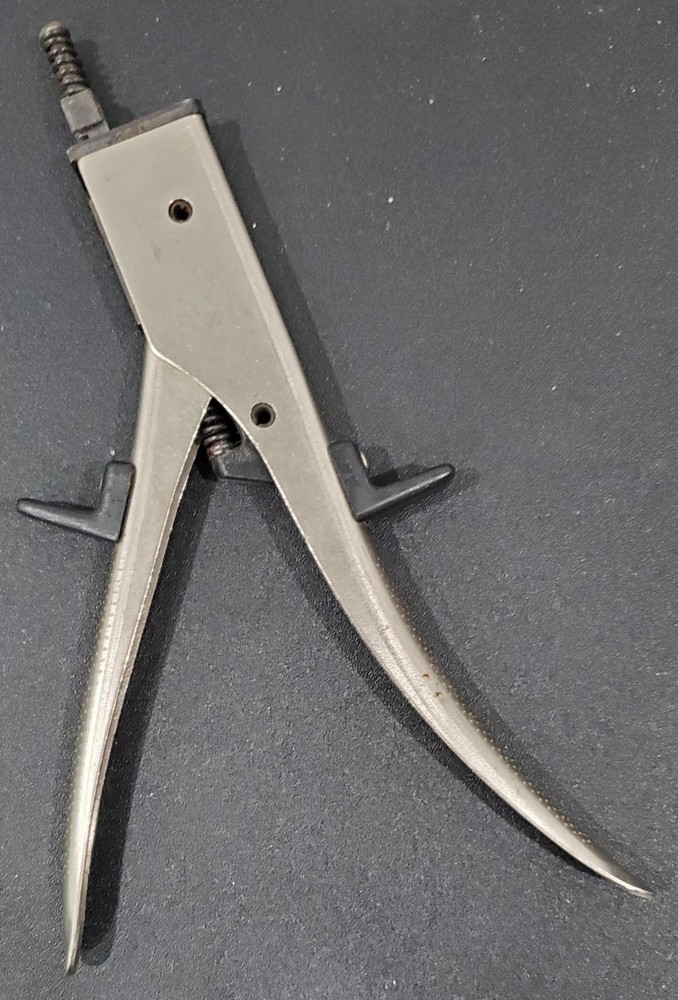 GC Electronics 12-1806 Nibbler Tool