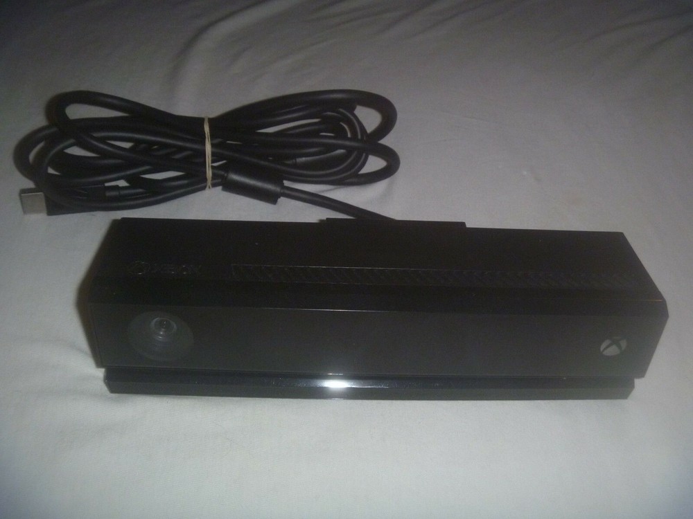 Microsoft Xbox One Kinect Sensor Motion Camera Model 1520 Good Working Condition