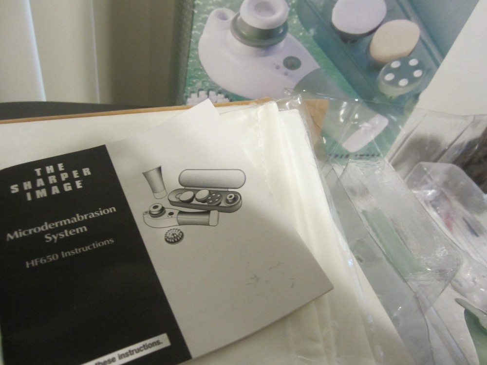Sharper Image Microdermabrasion System Skin Rejuvenation Pro Cleansing Set