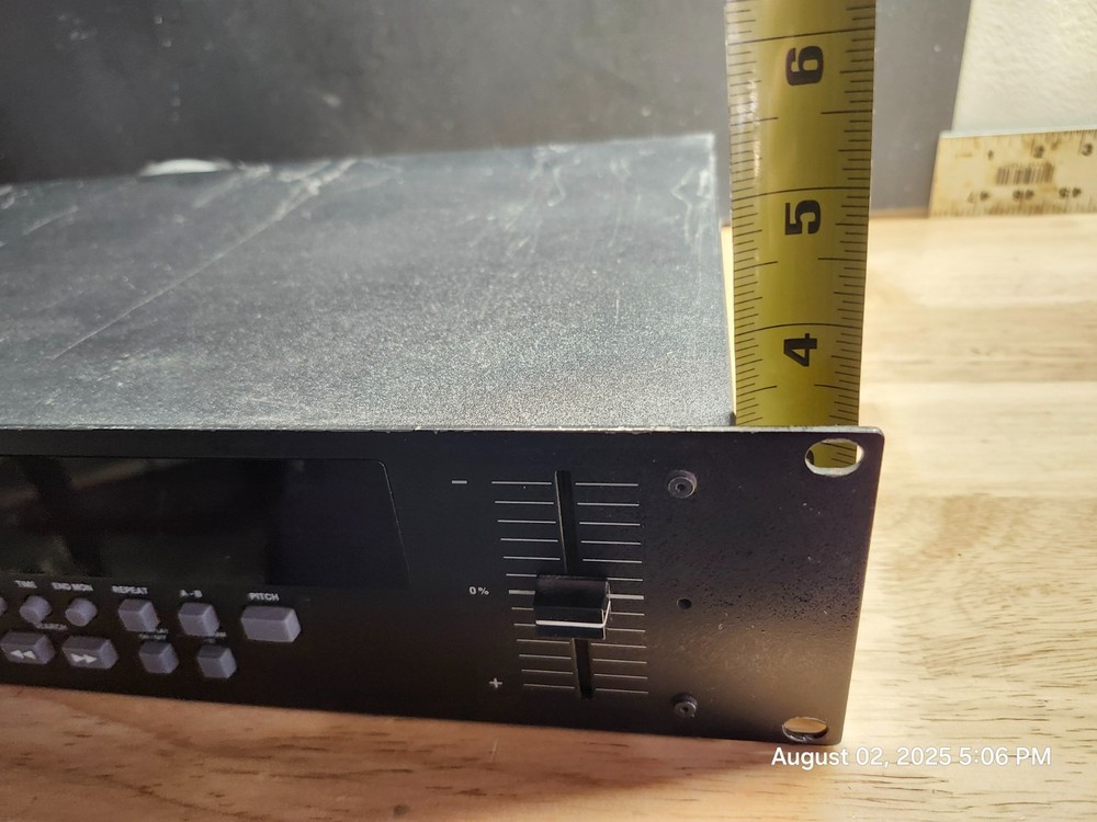 Vintage DENON DN-C635 Compact Disc / MP3 Player Rack Mount - Tested