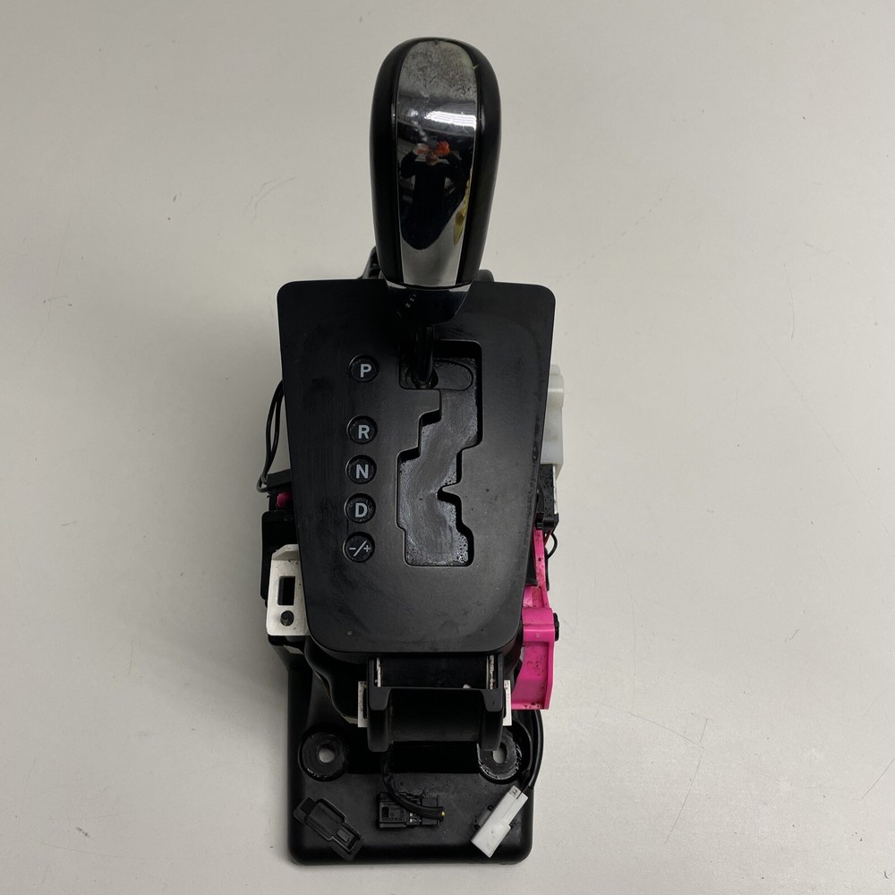 2011 Chrysler 200 Limited Shifter/Shift Gear Selector OEM