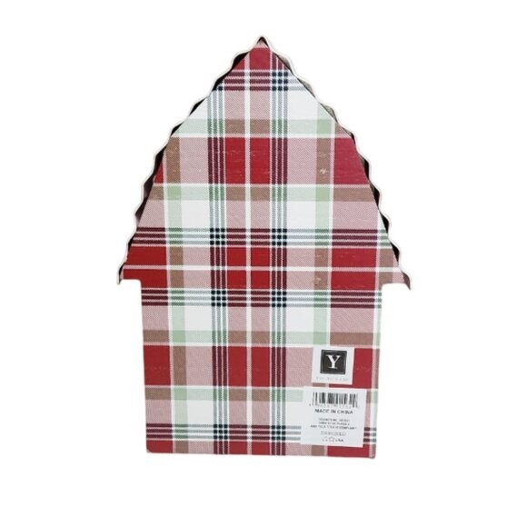 Holiday Tabletop Barn