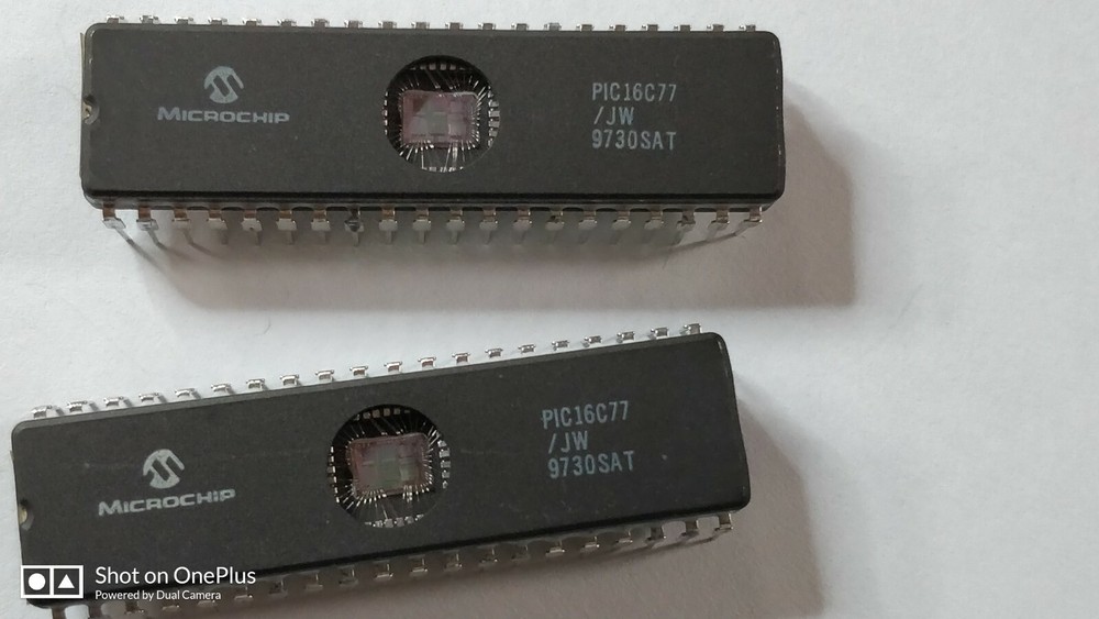 PIC16C77/JW MICHROCHIP MICROCONTROLLER EPROM X 1 PC.