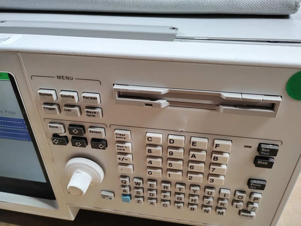 Hewlett Packard 1660E Logic Analyzer