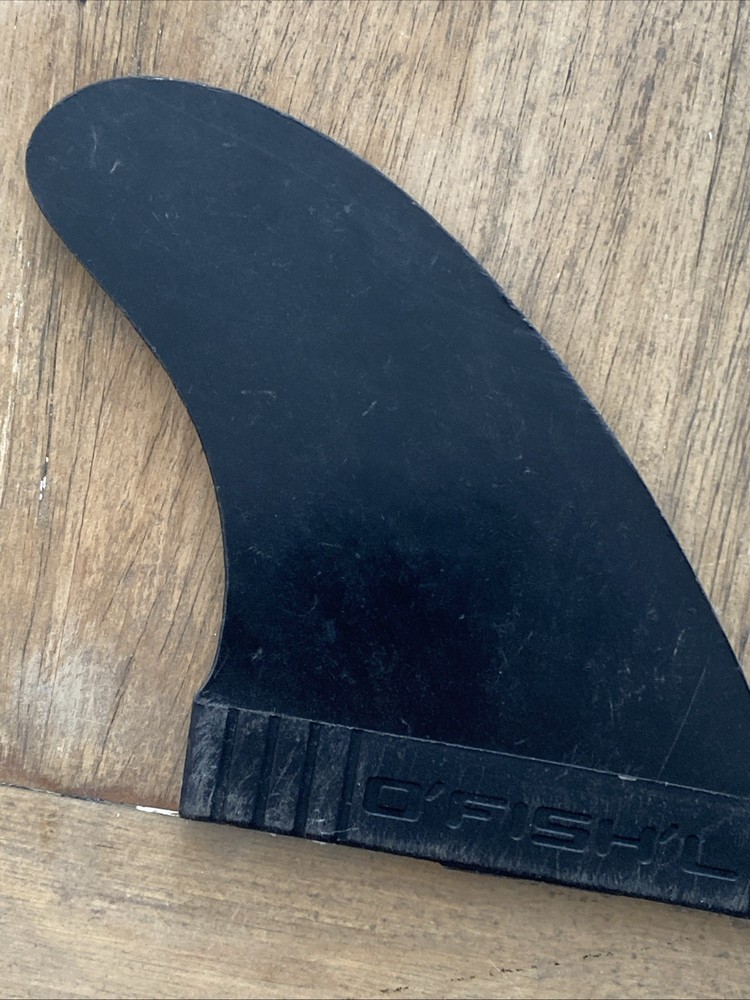 O’fisl’l Surfboard Fin Left Side