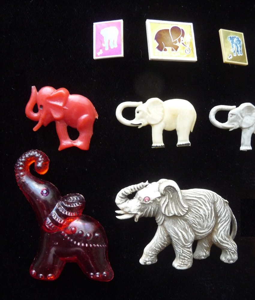 Set 17 USSR Soviet Badge Zoo Elephant
