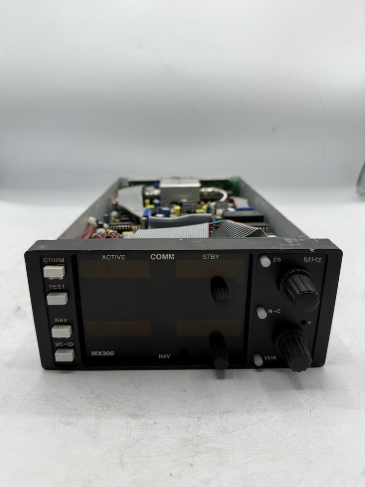 TKM MX 300 NAV/COMM READ