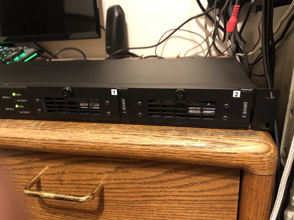 Working Leightronix LGX-1TBR-L USB RAID1 Rack Disk Array