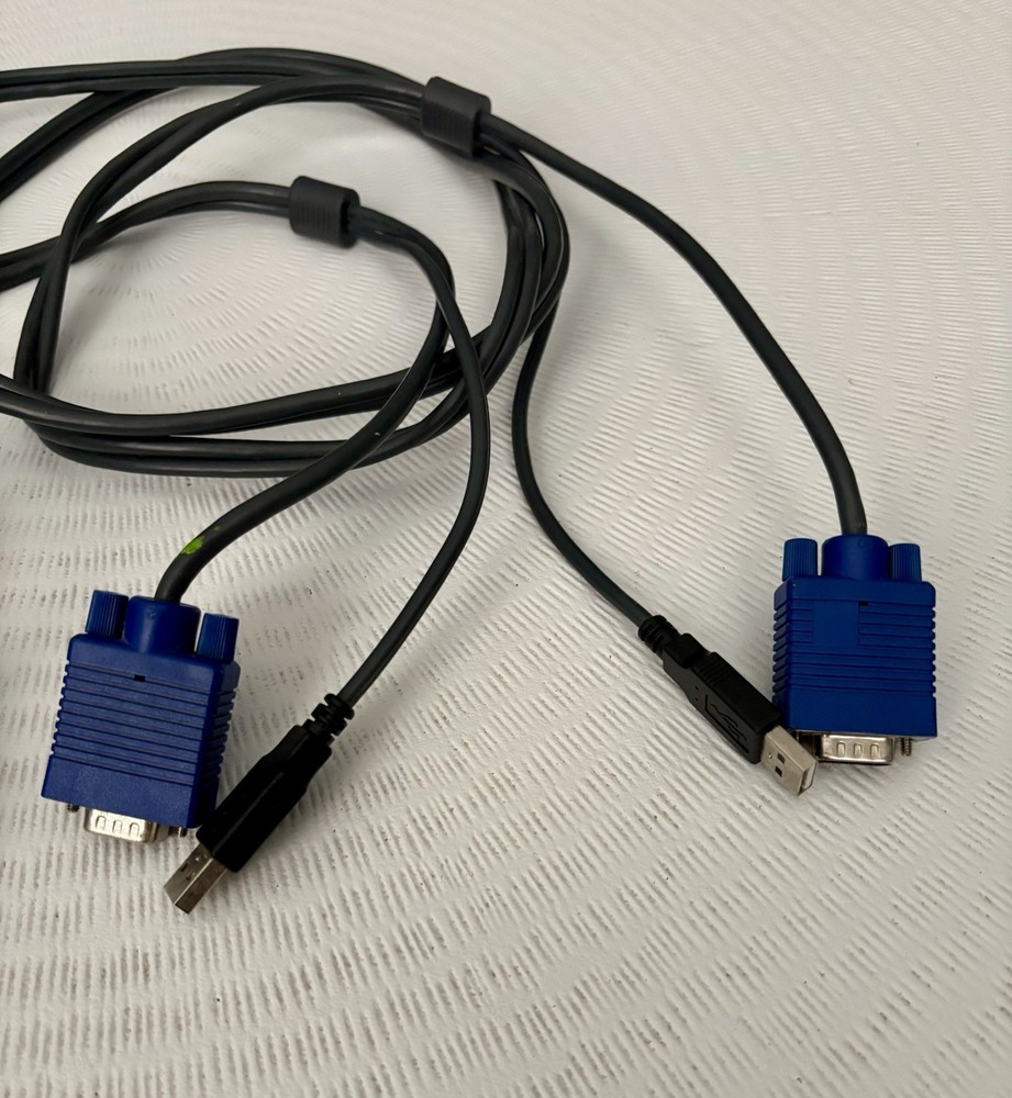 KVM Switch, connects 2 Computers 1 wMonitor connection VGA and USB.