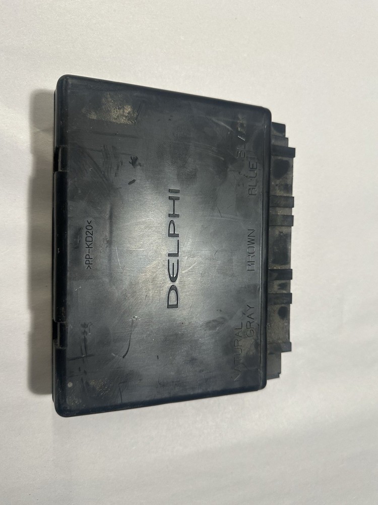 2003-2006 GM Body Control Module 15136877