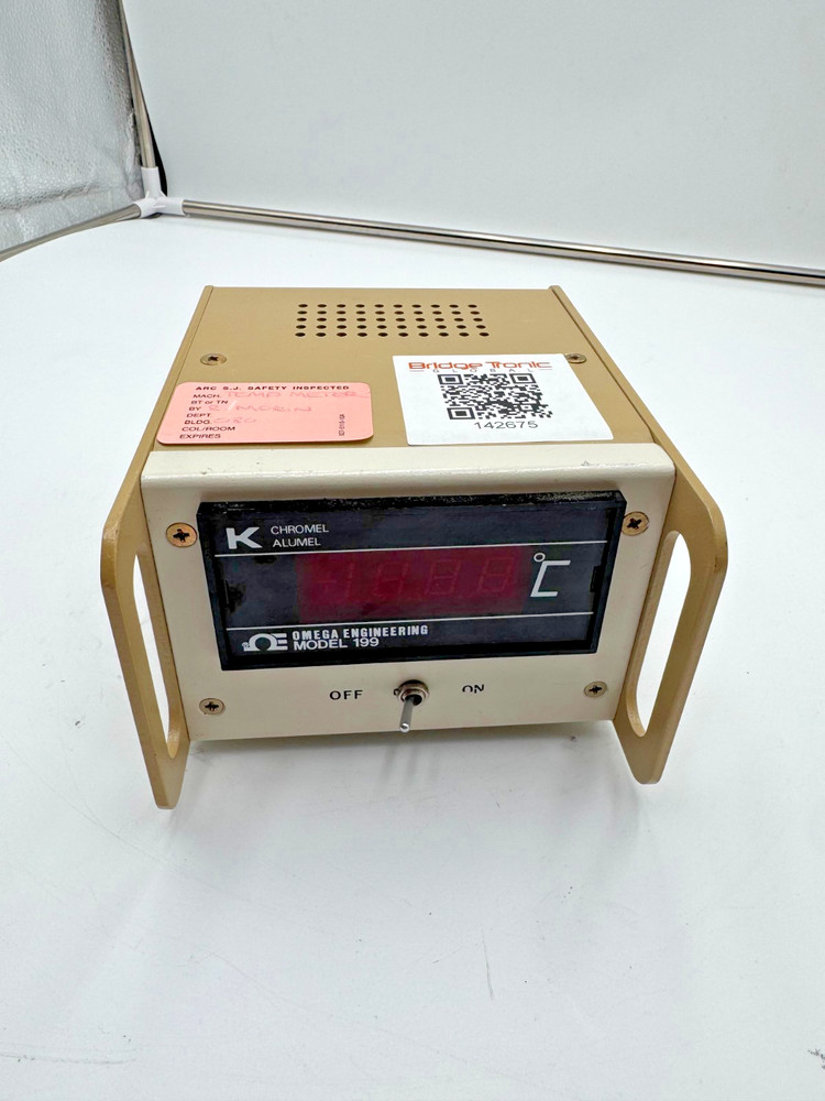 Omega 199 Digital Temperature Meter