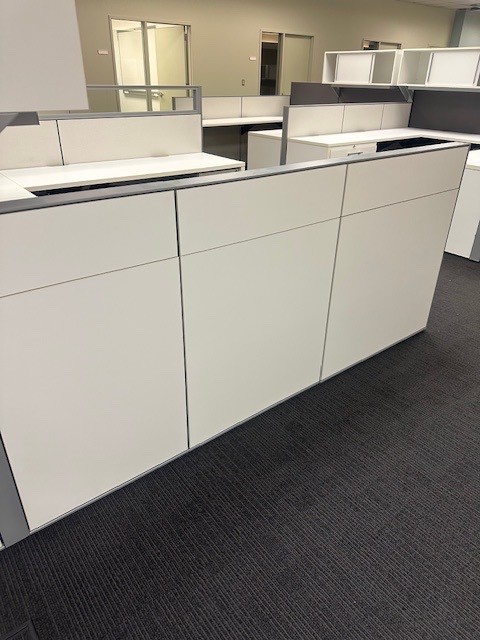Cubicles / Stations by Haworth Compose 7 1/2’ x 7 1/2’
