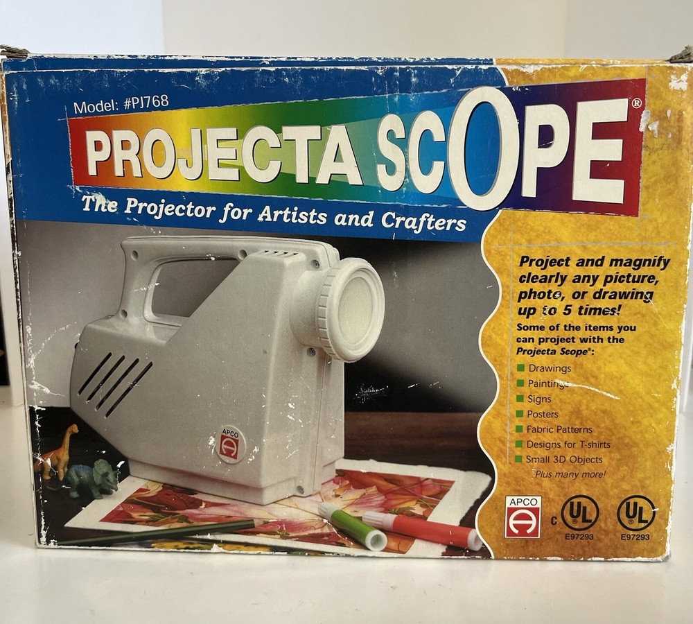 Projecta Scope Model: PJ1768 - Open box - Very Good Condition
