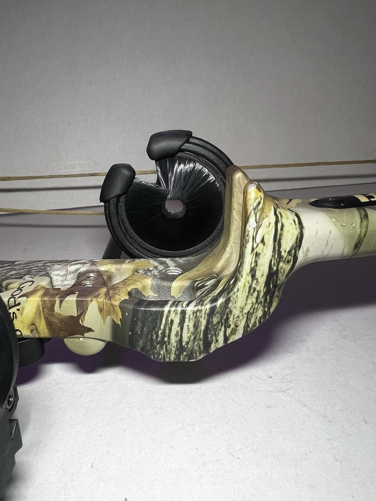 Bear Archery Limitless RTH Compound Bow ** Missing String**