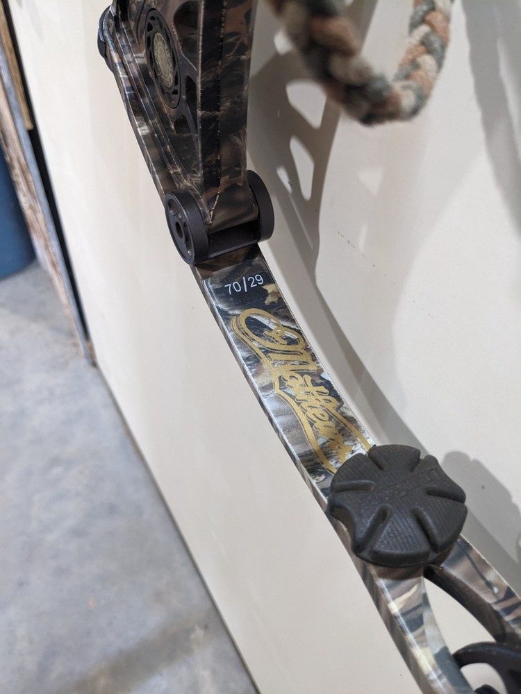 Mathews DXT Compound Bow