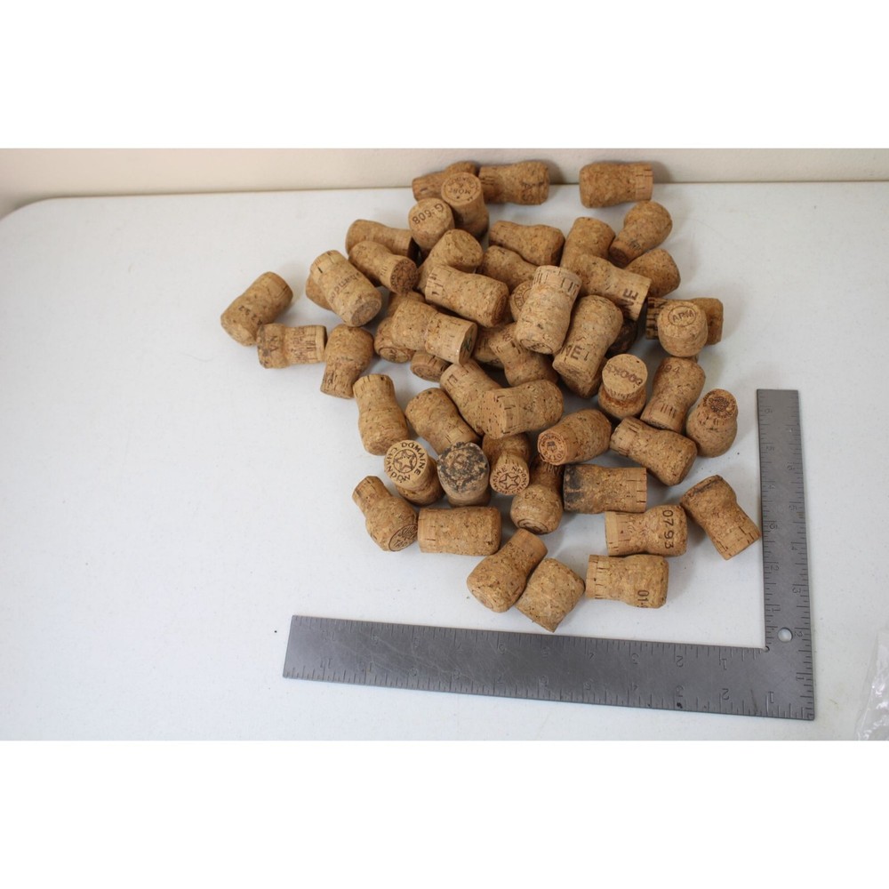 Lot 52 Champagne Corks Moet 91233 Chandon