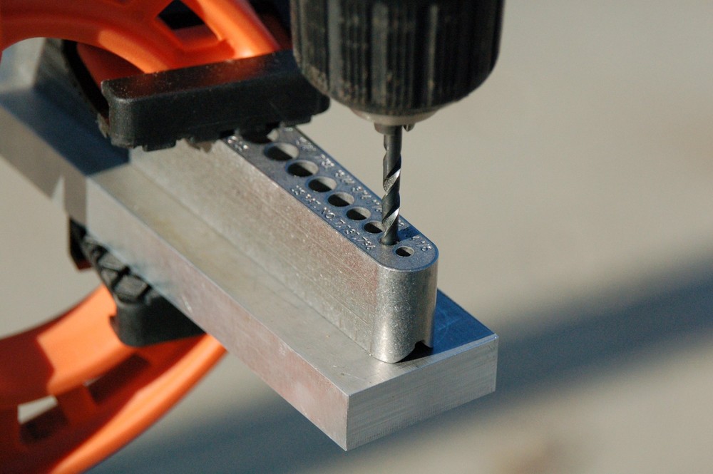 V-Drill Guide MDG1000NP for Precision Drilling and Woodworking Projects