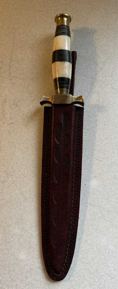 Unmarked Dagger With Leather Sheath