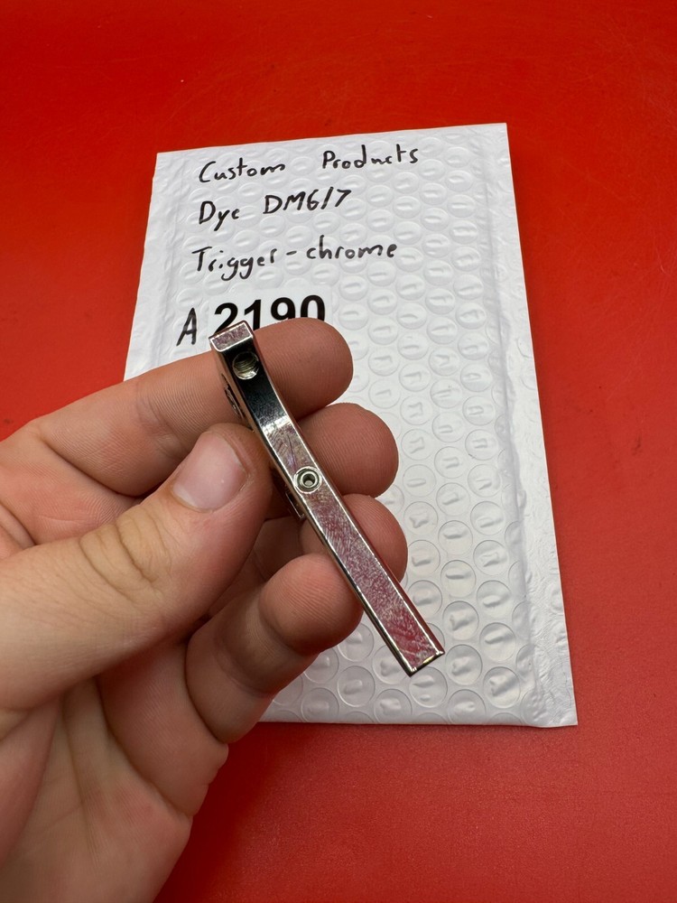 Custom products Dye DM6/7 Trigger-Chrome