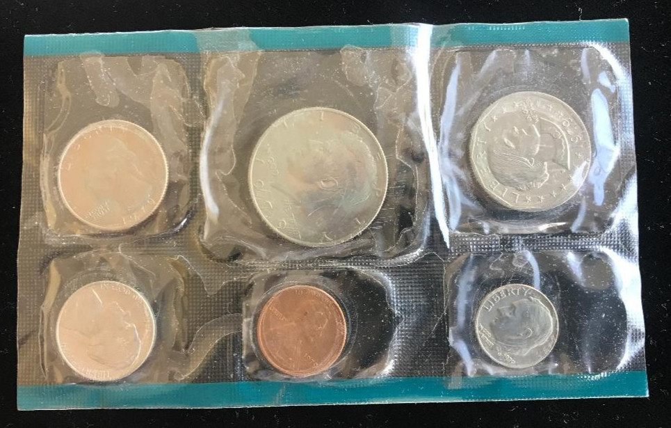 THREE 1979 UNCIRCULATED P & D MINT SETS ~SIX-COIN SETS EACH MINT ~U.S. MINT PACK