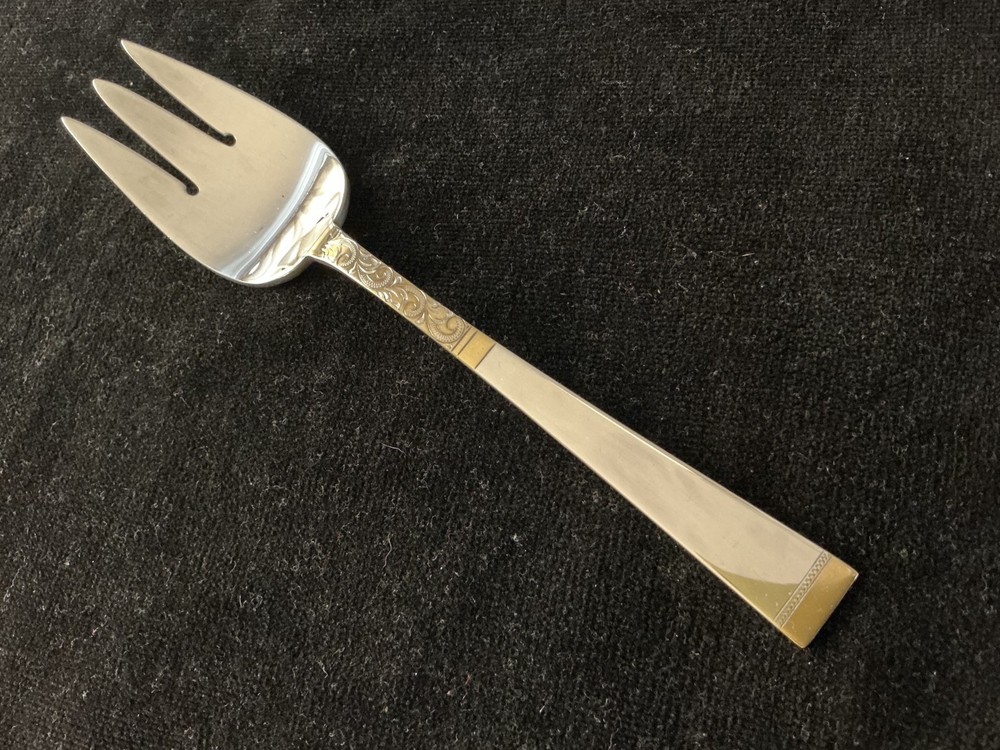 Gorham GOLDEN SCROLL serving fork