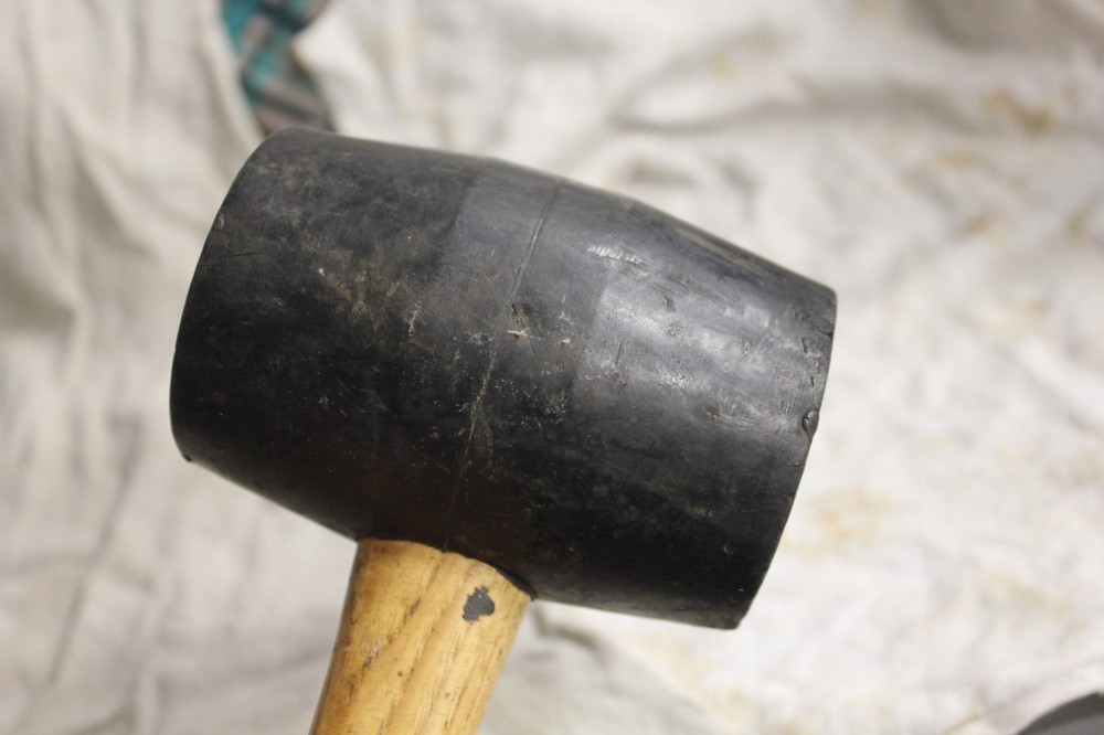 Mac Tools Rubber Mallet RM32 & Ball Peen Hammer