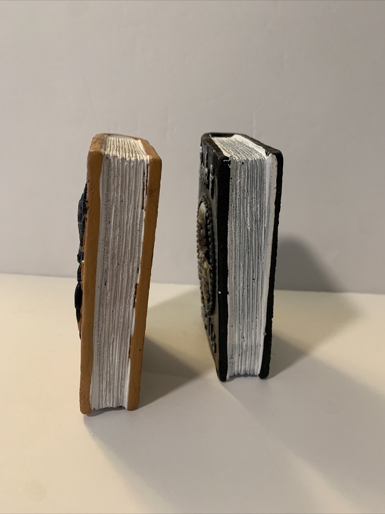 Cement Halloween Books Spells, Beware Spider Decor