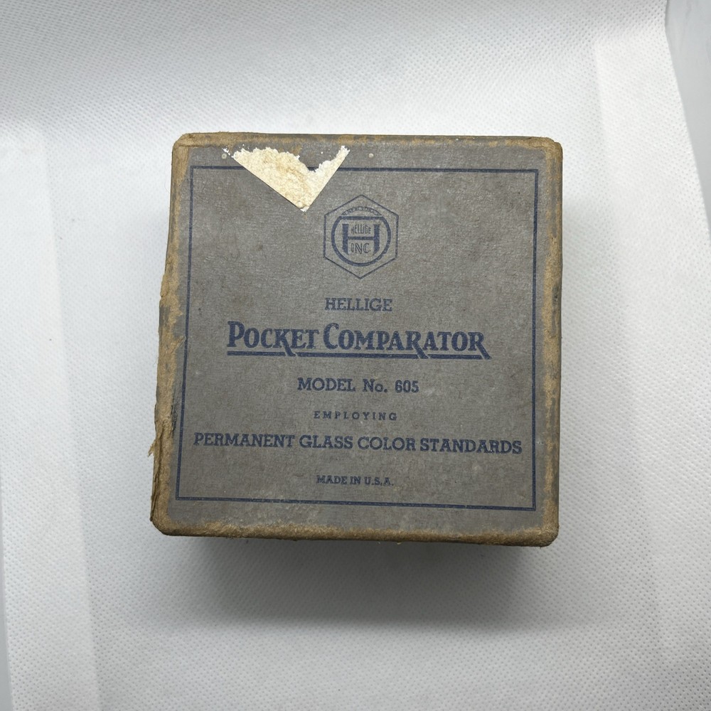 Vintage Hellige model 605 Pocket Comparator with Box