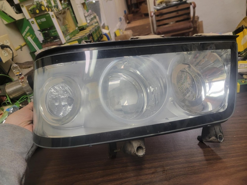Re296514 John Deere Headlight Assembly Right Side