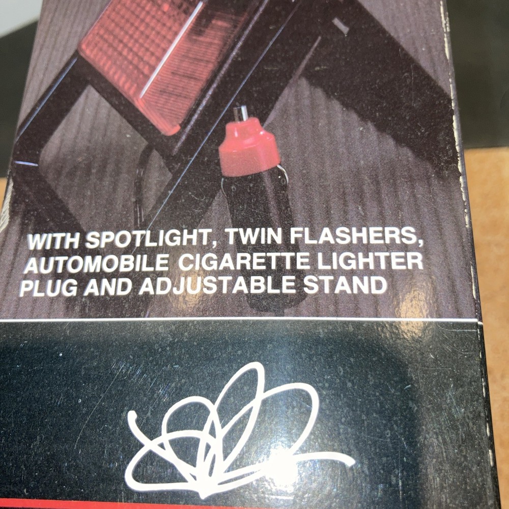 NIB Fluorescent 5-In-1 Lantern