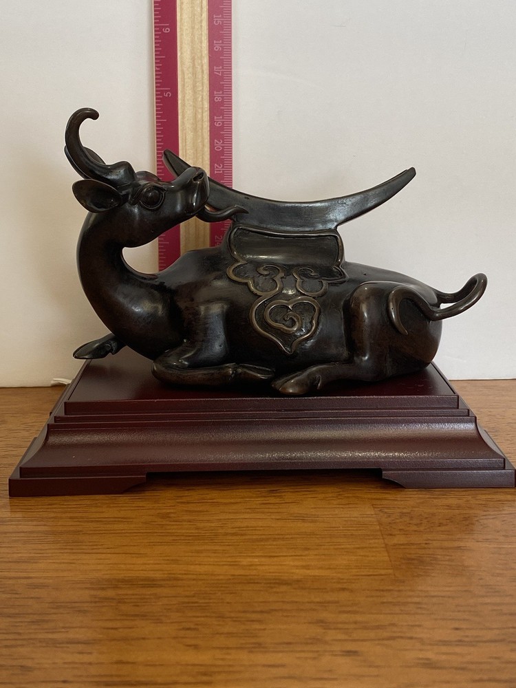 Chinese Ross mirror stand with mirror
