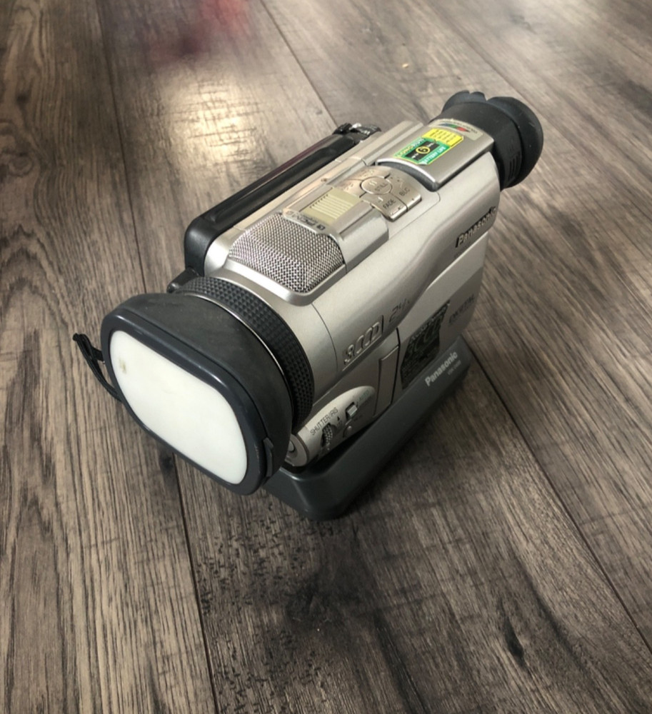 Panasonic NV-DX100 Camcorder