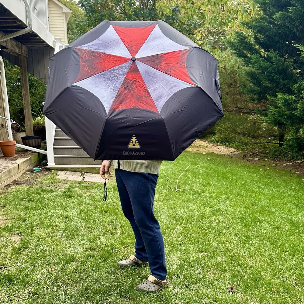 Resident Evil Biohazard Umbrella – 39” Compact Folding Rain Shield