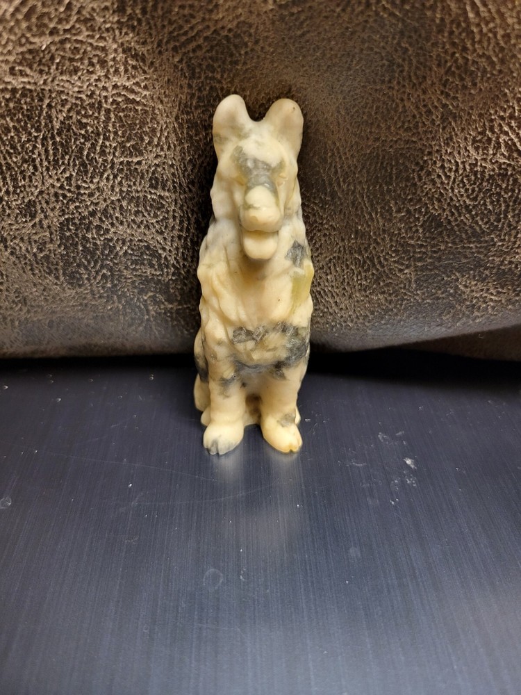 Wolf Green Jasper Carving Natural Statue