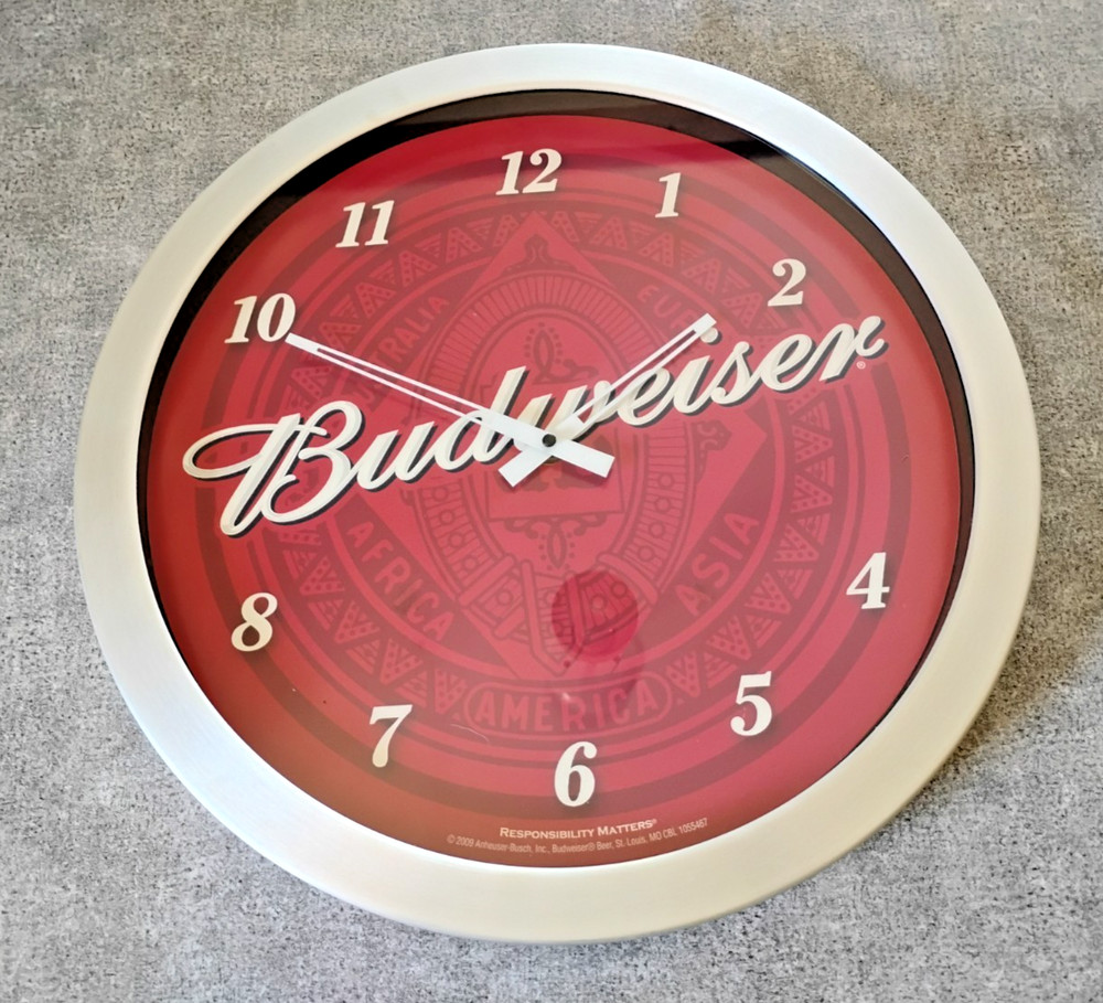 Budweiser Clock 16" with Silver Frame Battery Operated 2009