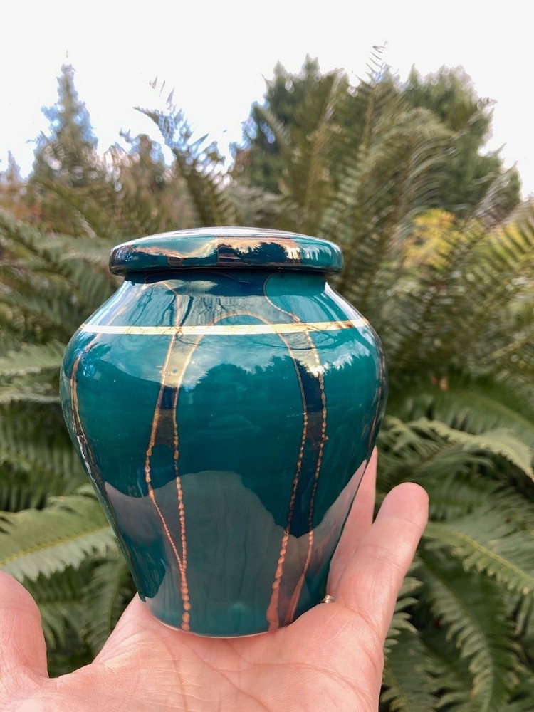 Handmade Ceramic Cremation Urn in Ruby Red, small size for pet ashes, 50 ci