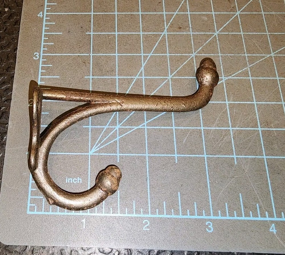 Antique Cast Iron Acorn Tip Double Coat Hat Hook - gwBR