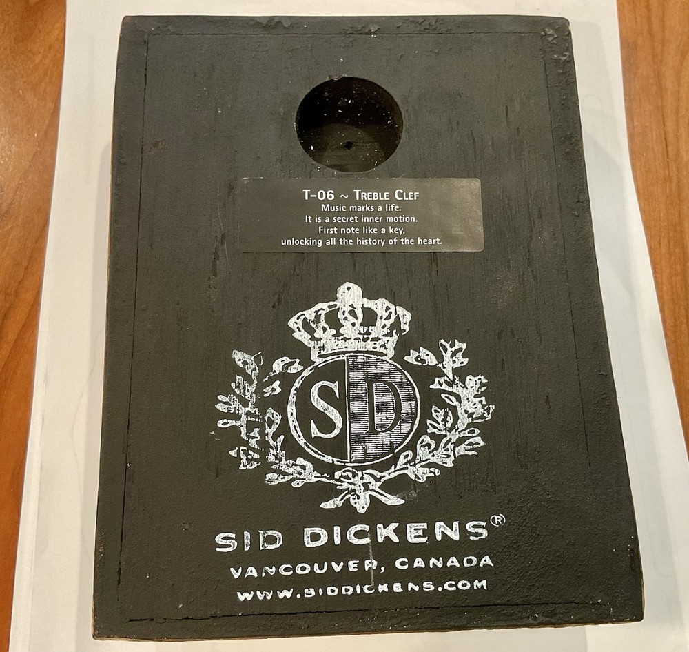 ESTATE SID DICKENS TREBLE CLEF T-06 MEMORY BLOCK RETIRED FRESH OFF WALL