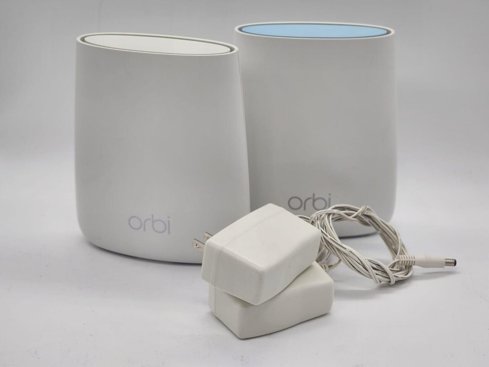 NETGEAR Orbi Mini RBK22 Tri-Band Mesh WiFi System