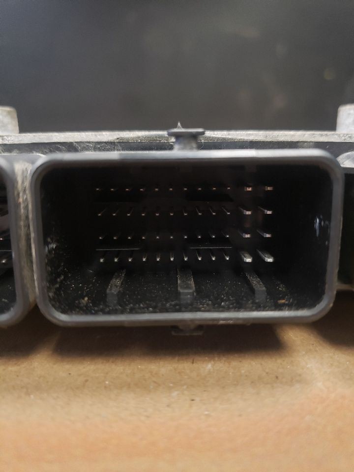 Engine ECM Electronic Control Module VIN A 7th Digit Fits 14-16 C-MAX 1299078